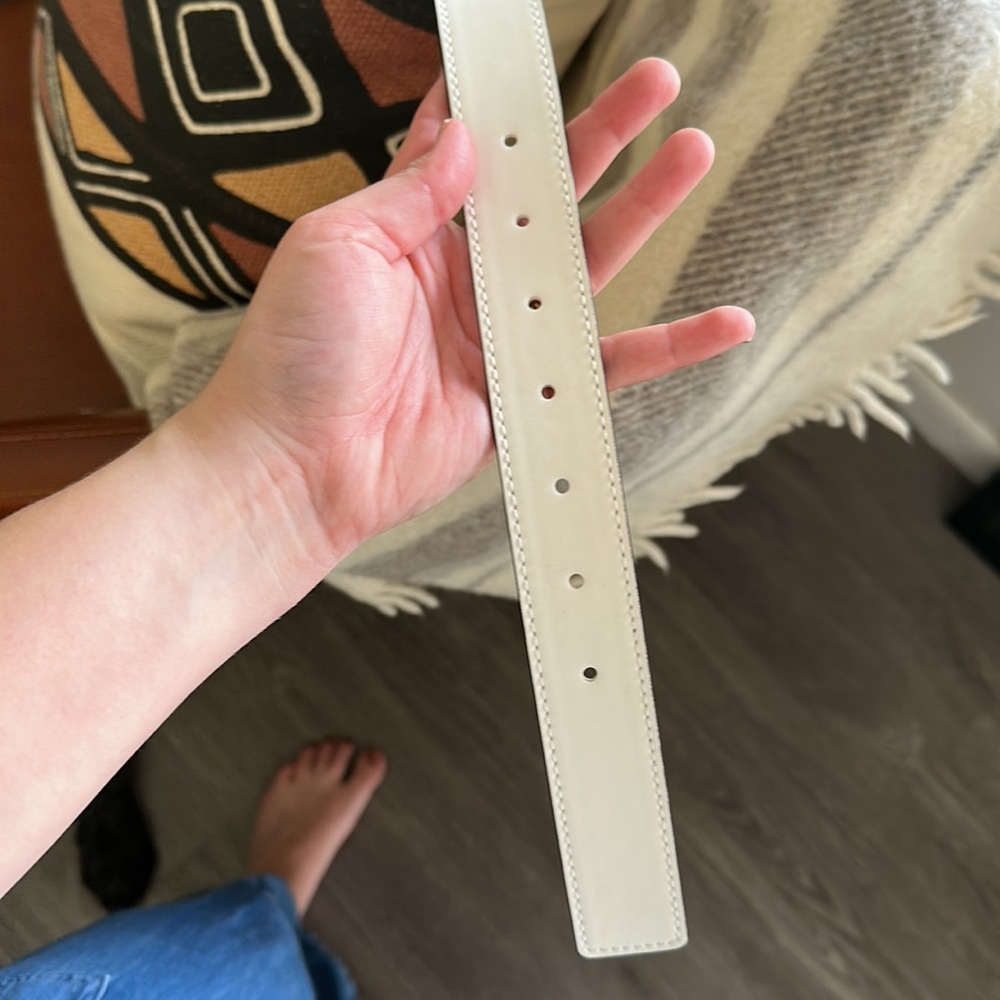 Michael Kors leather belt - Picture 4 of 6